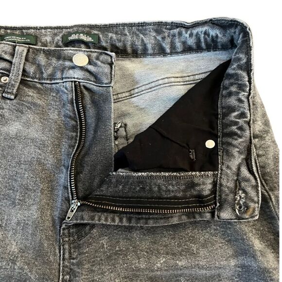 WILD Fable Highest Rise Distressed Busted Knee Stretch Denim Boyfriend Mom Jeans - Picture 4 of 7